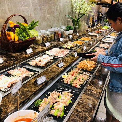 The Best 10 Buffets near Bonifacio Global City, Taguig, Metro.